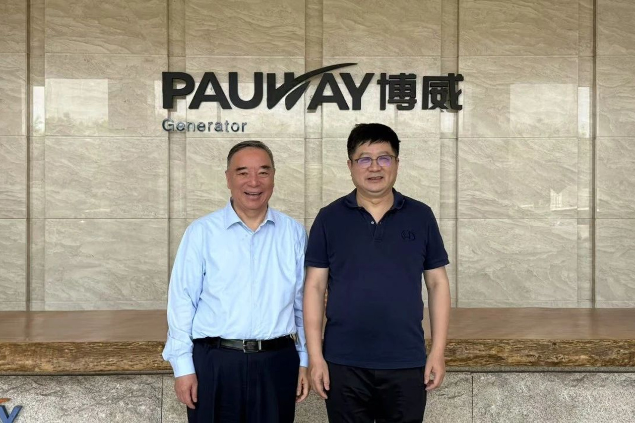 中国上市公司协会会长宋志平一行莅临宝威发电厂，，，，配合为全球高端动力能源妄想蓝图